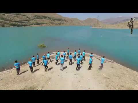 AYLAN Dance Clip in Tehran Latyan Dam رقص شاد آذربایجانی آیلان در سد لتیان تهران