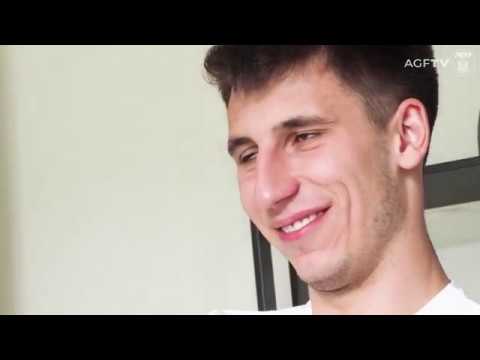 Portræt af Kamil Grabara - del 2