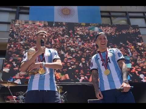 ENZO FERNÁNDEZ Y EXEQUIEL PALACIOS EN SAN MARTIN ANTE 20 MIL PERSONAS