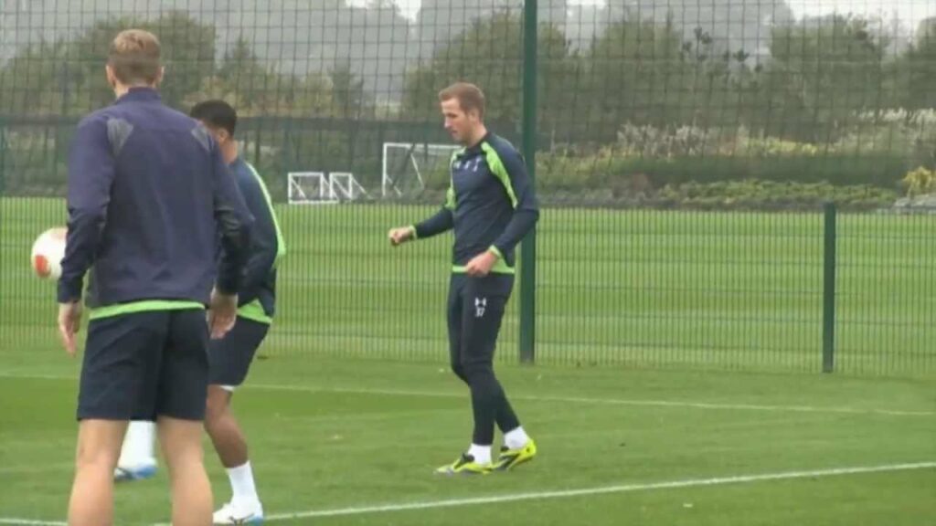 Jan Vertonghen unzufrieden! Andre Villas-Boas "weiß, dass er das nicht mag" | Tottenham Hotspur