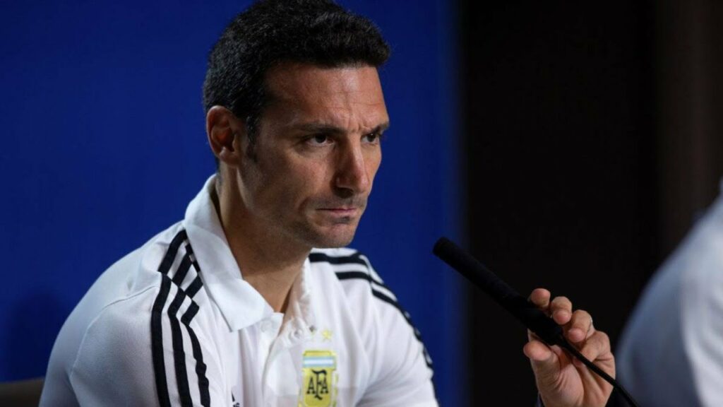 Conferencia de Prensa Argentina vs Bolivia. Germán Pezzella y Lionel Scaloni. Copa América 2021.