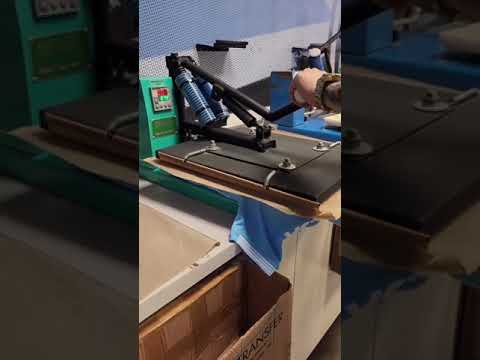 ¡Así anunció GREMIO el fichaje de LUIS SUÁREZ! | #shorts