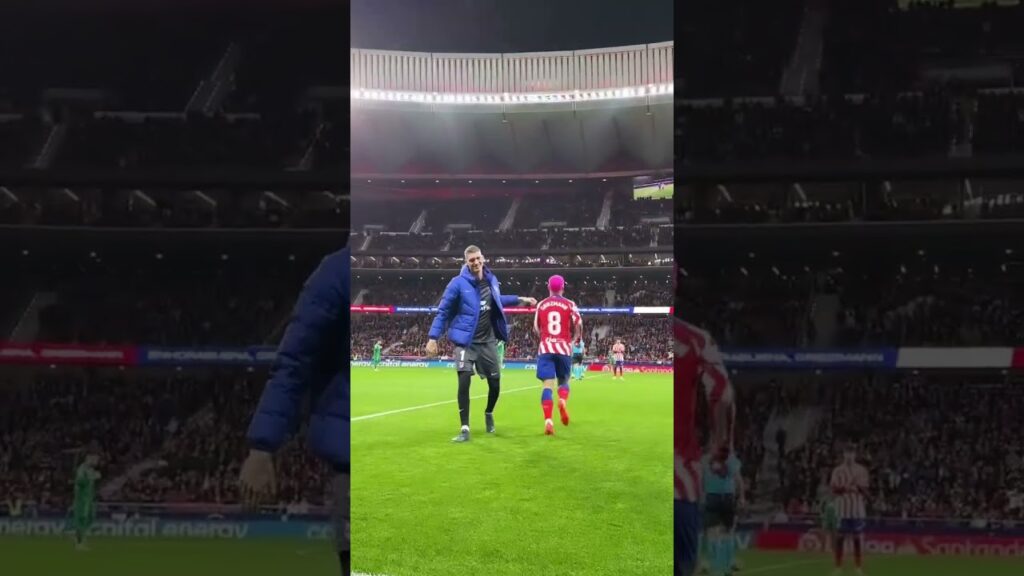 BIENVENIDOS CAMPEONES 🤩 #DePaul, #Correa y #Molina fueron homenajeados en el #AtléticoDeMadrid BIENVENIDOS CAMPEONES 🤩 #DePaul, #Correa y #Molina fueron homenajeados en el #AtléticoDeMadrid