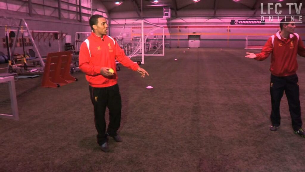 Youngster breaks Henderson's keepy uppy record