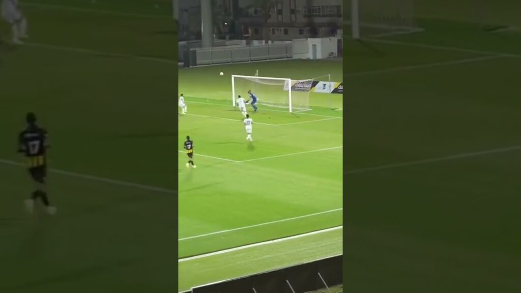 ‏هدف ‎#الاتحاد في ابها بعرضية العبود و رأسية من برونو هنريكي