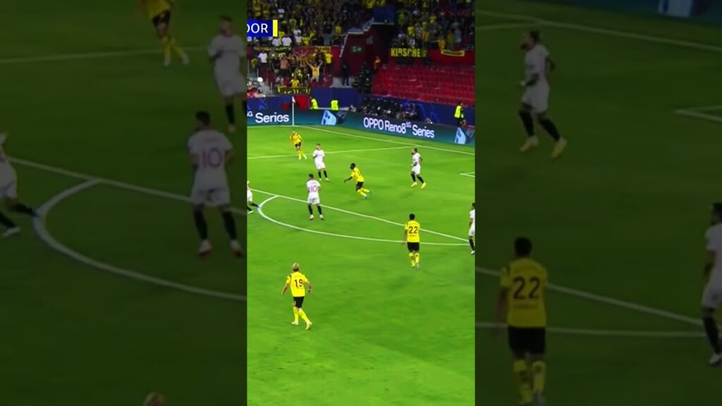 THIS TOUCH by Moukoko was UNBELIEVABLE🤯🤯