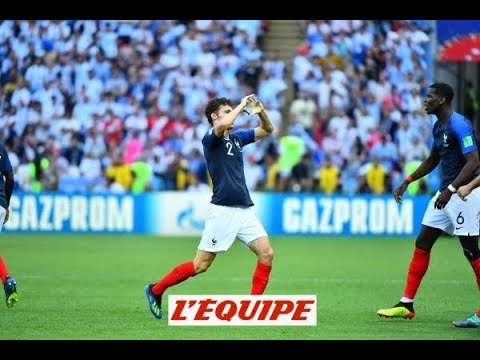 Les joueurs de Stuttgart reprennent la chanson sur Benjamin Pavard - Foot - CM 2018