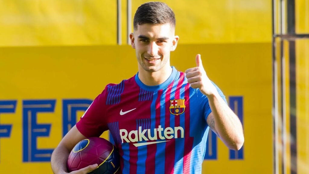 FERRAN TORRES' FIRST TOUCHES AS A BARÇA PLAYER IN HIS OFFICIAL PRESENTATION ⚽💙❤️