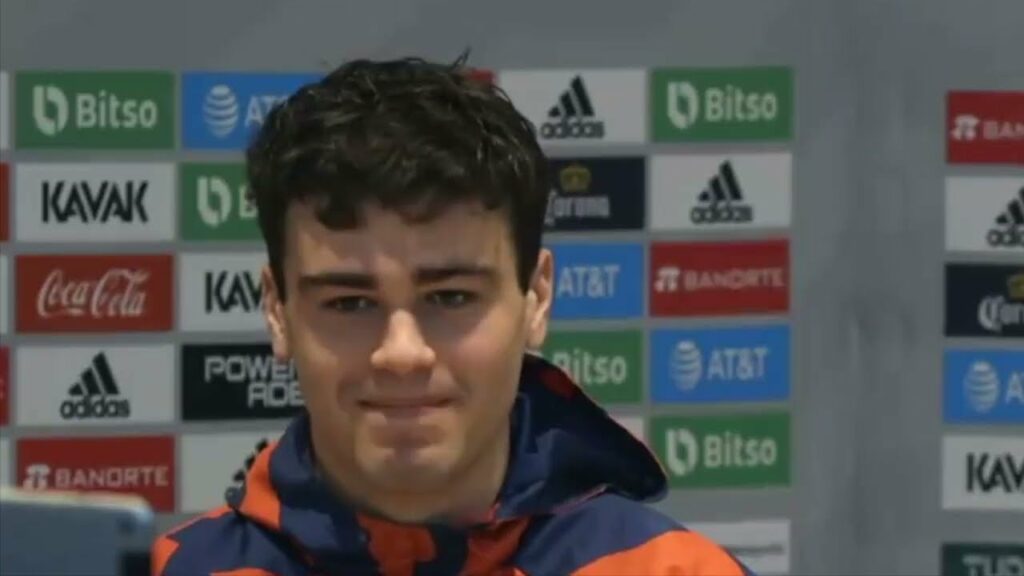 gio reyna trying to hold his laugh for 2 minutes and 10 seconds