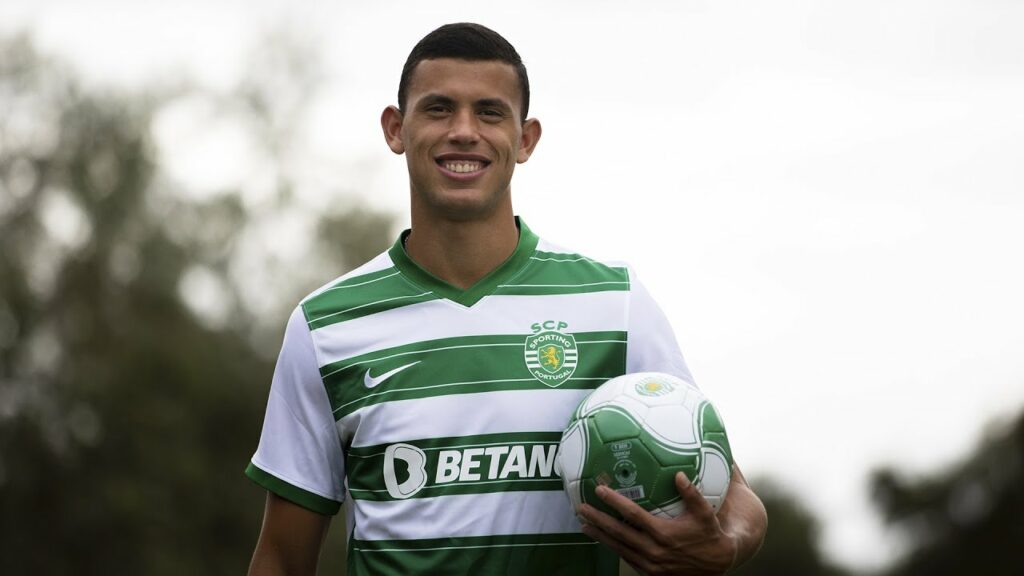 Matheus Nunes: "É uma felicidade muito grande, um dos meus sonhos era continuar no Sporting CP."