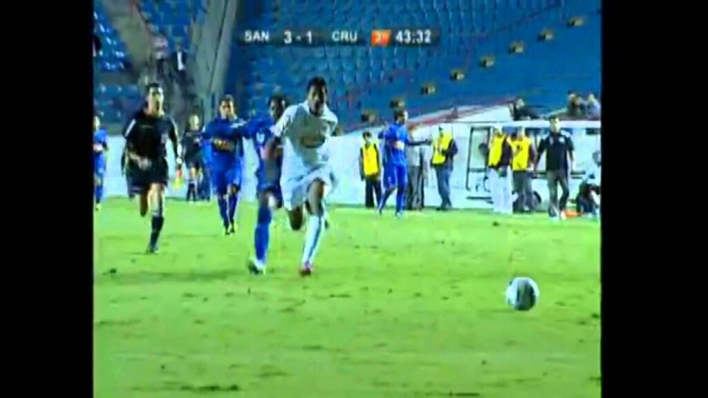Golaço de Alex Sandro contra o Cruzeiro Radio Jovem Pan