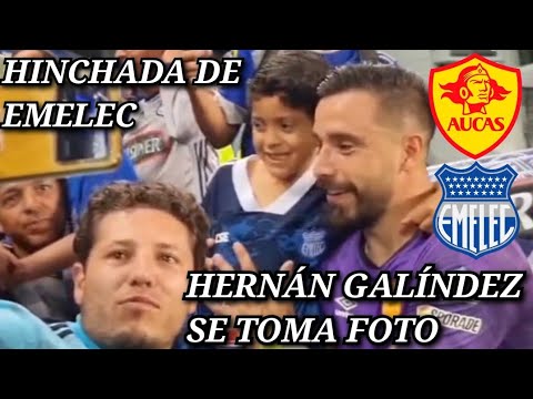 HERNÁN GALÍNDEZ SE TOMA FOTO CON HINCHAS DE EMELEC, AUCAS FESTEJA EN EL CAPWELL #like #suscribete