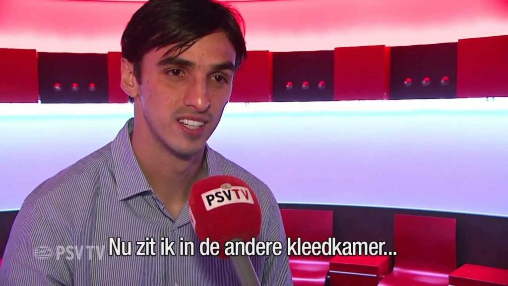 Bryan Ruiz officieel PSV`er