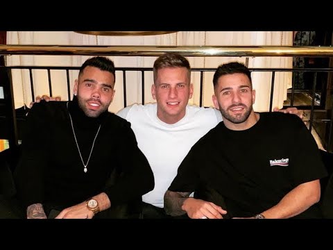 David Raya Martin Enjoying Life with Friends and Family, Spanish Goalkeeper David Martin,#qatar2022