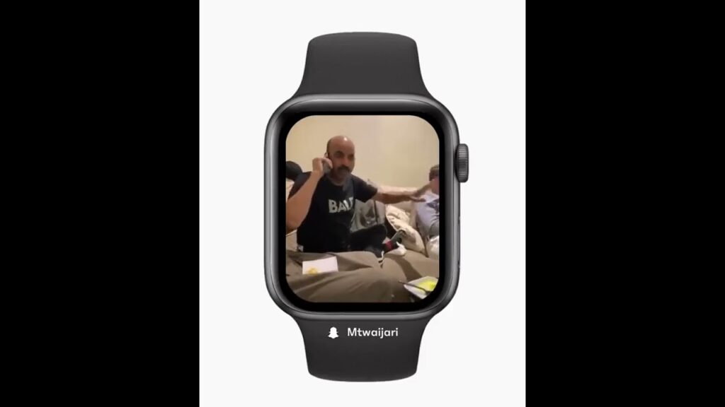 الممثل طارق العلي يتصل هاتفياً على عبدالاله المالكي يبارك و يهنئ اللاعب بعد انتقاله لـ الهلال