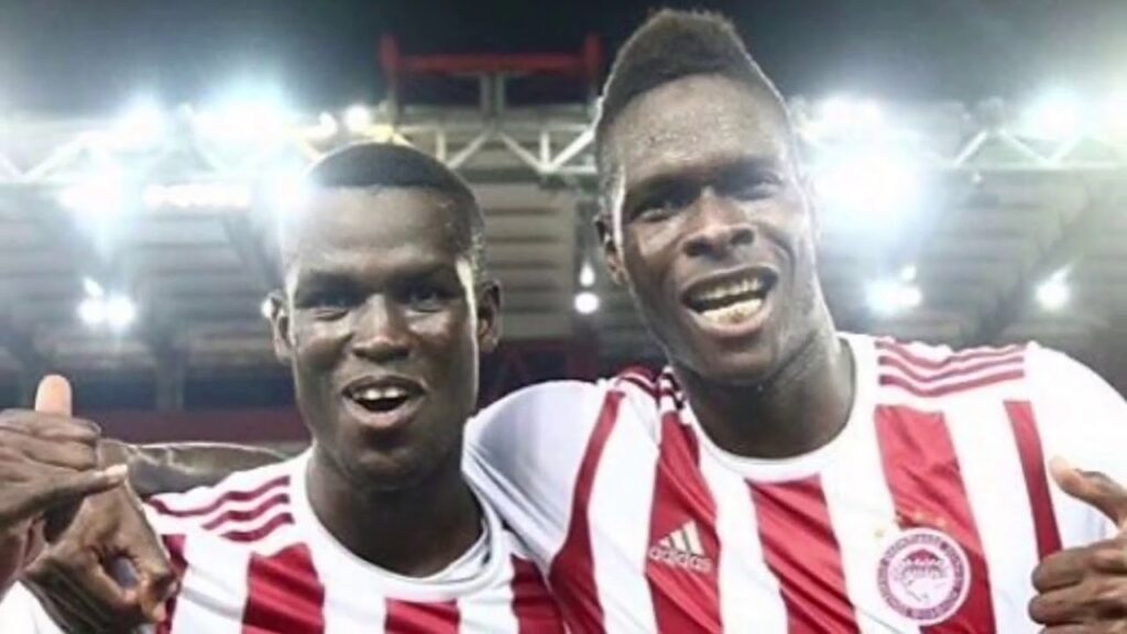 AMICAUX🇸🇳// POURQUOI PAS UNE DÉFENSE À 3  KOULIBALY-OUSSEYNOU BA-PAPE ABOU CISSÉ POUR LES LIONS?