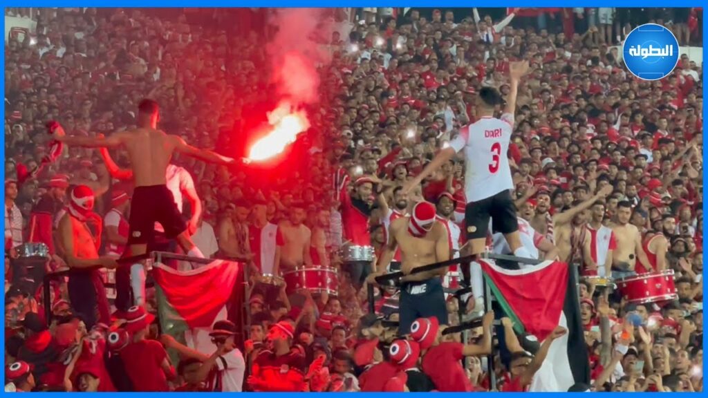 أشرف داري الـ"كابو" يحتفل مع جماهير الوداد بالتتويج بدوري أبطال أفريقيا