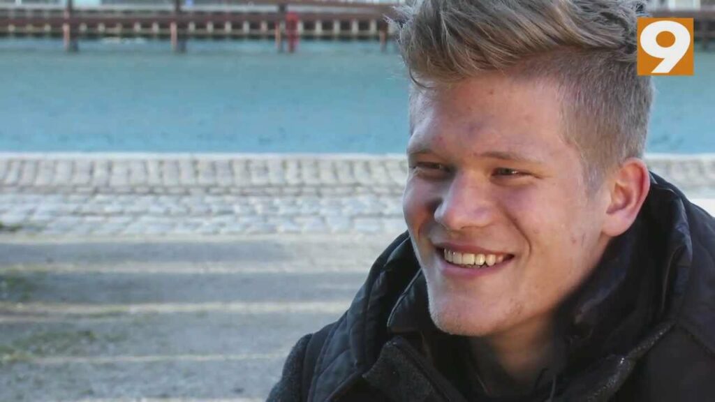 Se Canal 9s portræt af Andreas Cornelius