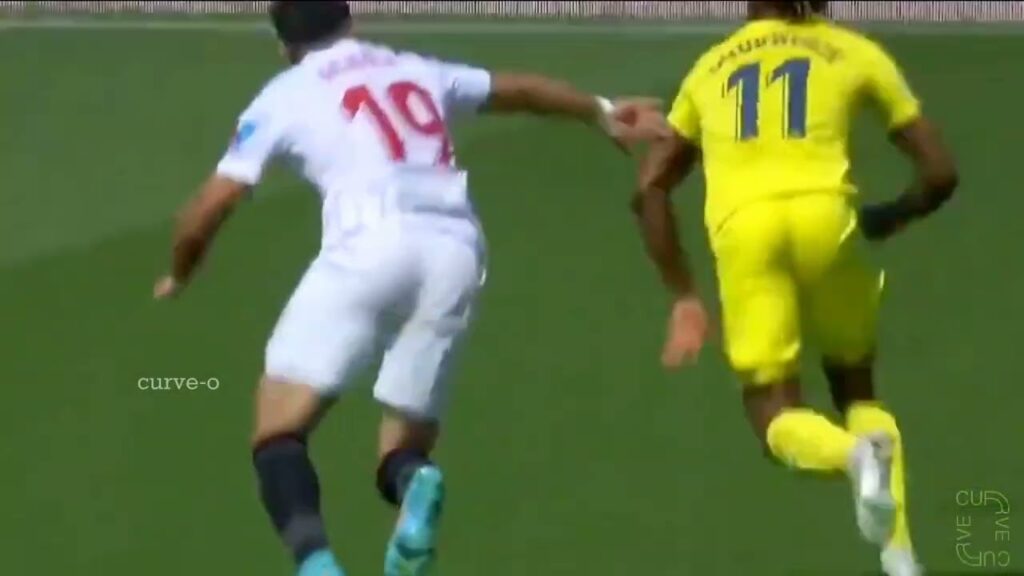 Samuel Chukwueze Flick x Marcos Acuña 21/22