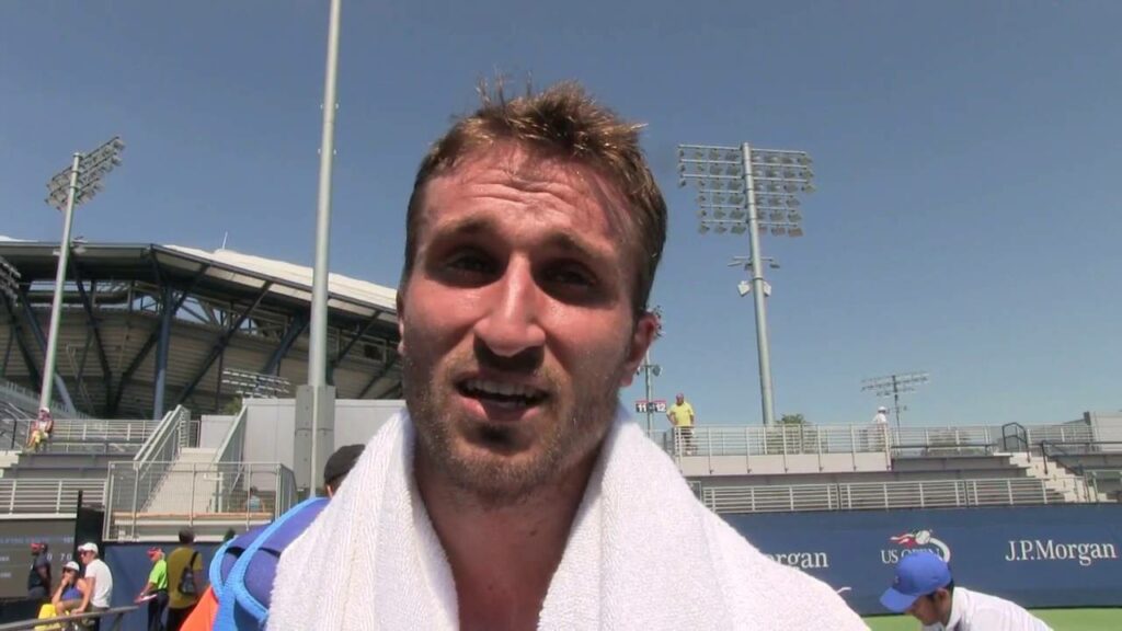 Steven Diez Wins at US Open 2016