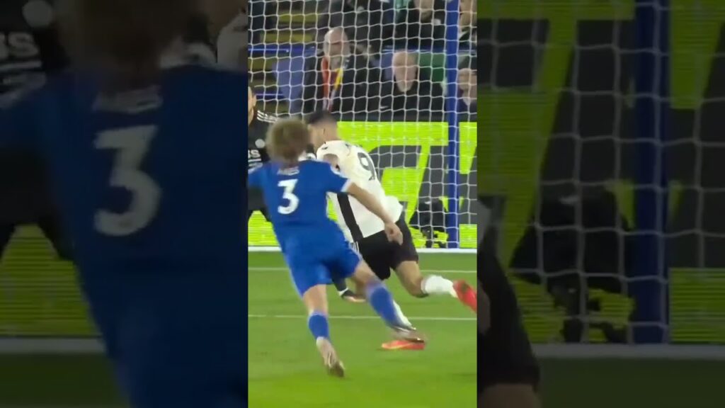 Aleksandar Mitrović SLAMS It Home! 🔥 #shorts #youtubeshorts