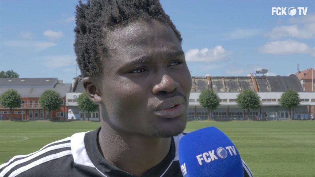 Amartey: På banen er det 'business-time' | fcktv.dk