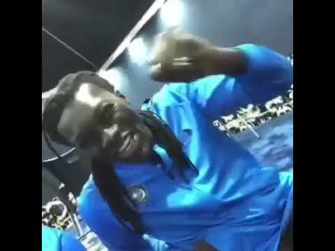 Degenek širi zvezdaštvo u novom klubu!