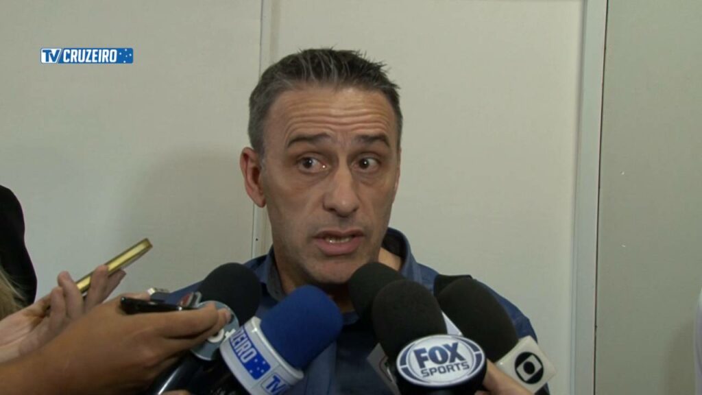 Desembarque técnico Paulo Bento