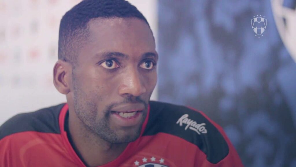 Alexander Domínguez #EnLaVidaYEnLaCancha (TEASER)