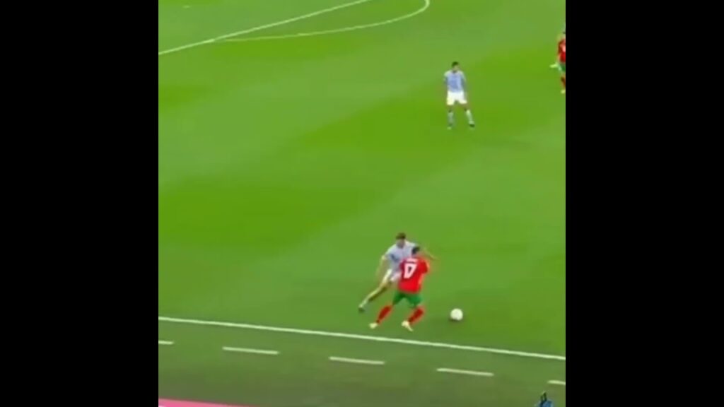 Boufal humiliated Marcos Llorente