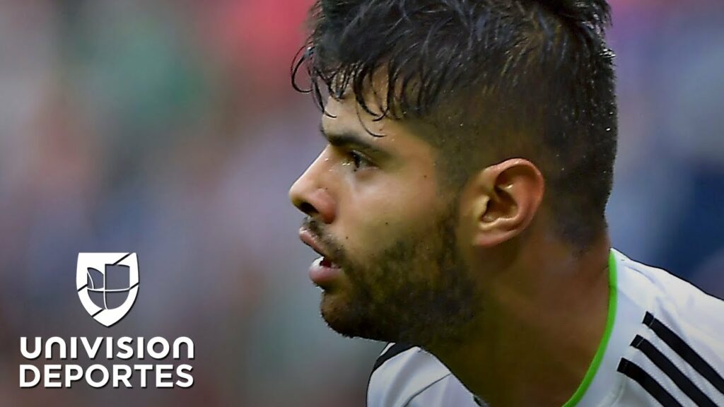 Néstor Araujo: “Sé que critican mucho, pero lo estamos haciendo por México”