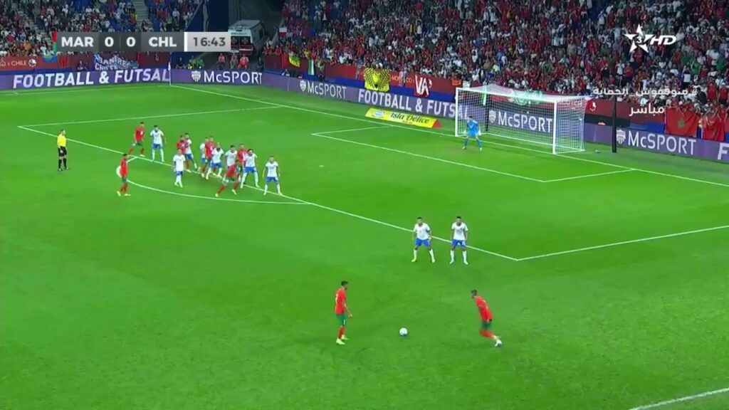 كل ما قدمه اشرف داري صخرة دفاع المنتخب الوطني المغربي ا ACHRAF DARI VS CHILI