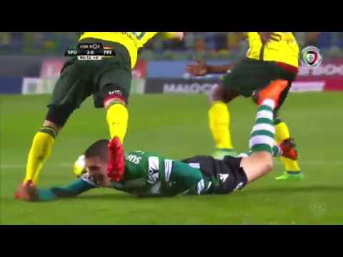 Polémica: Há penálti sobre João Palhinha? (Sporting - Paços Ferreira)