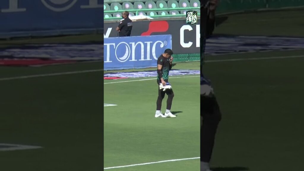 Rodolfo Cota REGALA jersey a AFICIONADO invidente | León vs Querétaro