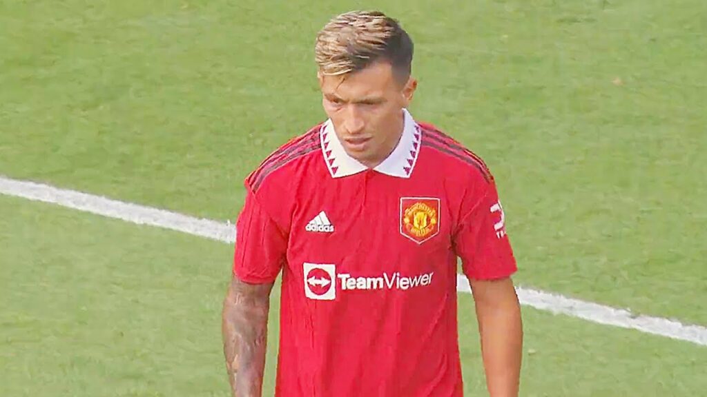 Lisandro Martinez Impressive DEBUT!