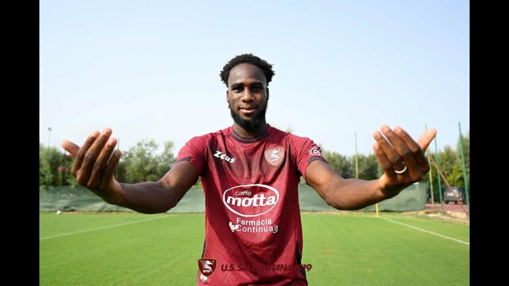 Dia: “Felice di essere qui. Darò tutto me stesso senza pormi limiti”