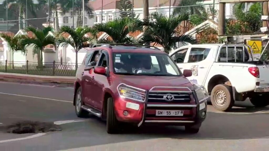 Andre Ayew leads Black Stars players to Accra stadium