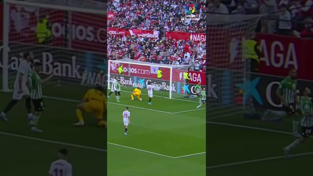 Fly BONO fly! 🛫​💓​ Yassine Bounou #ElGranDerbi #shorts #laligasantander #sevillafc