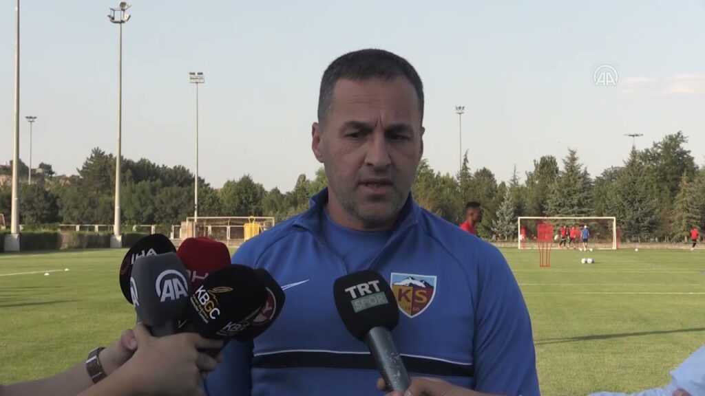 Yalçın Koşukavak: Bernard Mensah, Lionel Carole ve Majid Hosseini… | Kayserispor Yalçın Koşukavak: Bernard Mensah, Lionel Carole ve Majid Hosseini... | Kayserispor