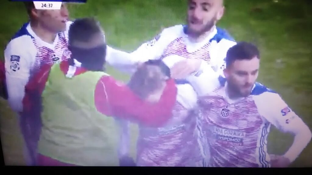 Gol di Zurkowski con il Gornik