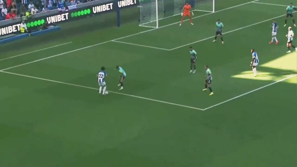 【ドリブル突破】Kaoru Mitoma vs Kieran Trippier