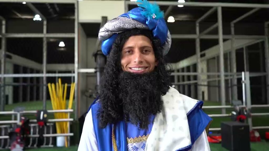 Día de Reyes en Club América | Henry, Roger y Jürgen regalaron juguetes a niños en Coapa