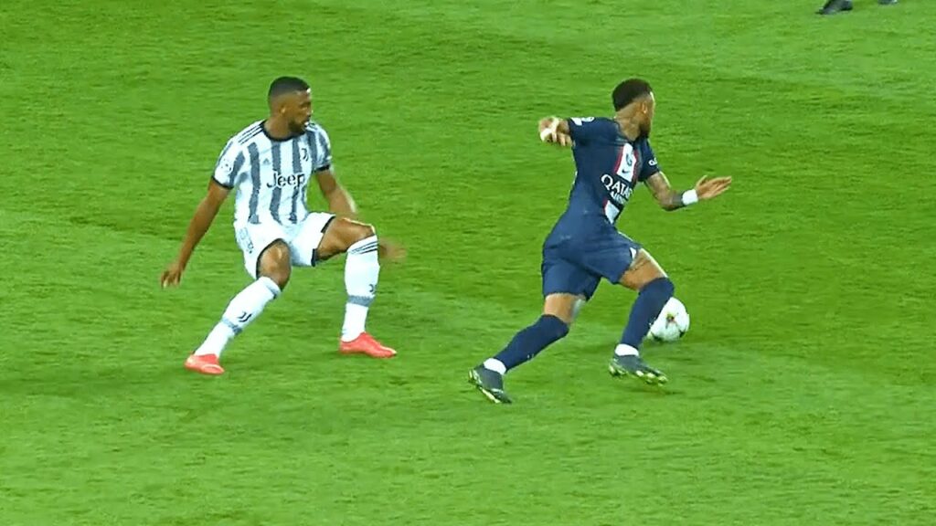 Neymar Jr. "Body Feint" x Bremer (2022/23)