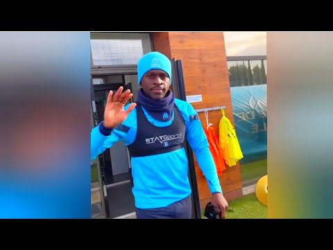 Bamba Dieng & Pape Gueye 🇸🇳🦁  avec l'Olympique de Marseille.