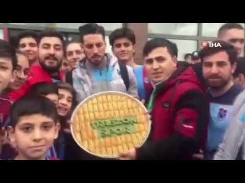 Trabzonspor, Gaziantep’e geldi! | BAKLAVALI KARŞILAMA!