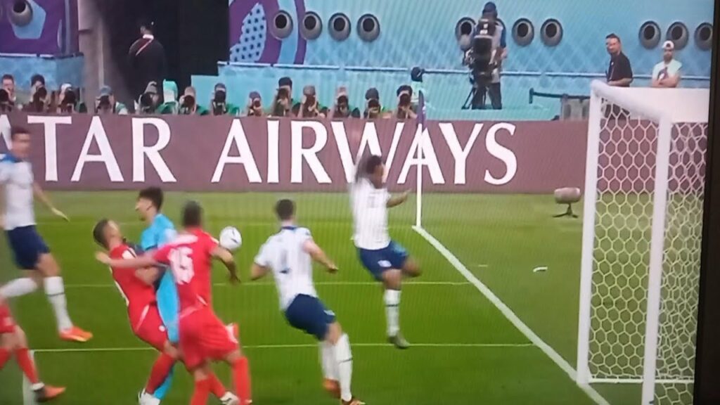 Watch the injury of the Iranian national team goalkeeper | Iran vs England match