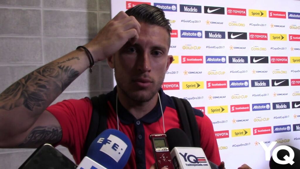 Francisco Calvo luego de anotar a Canadá