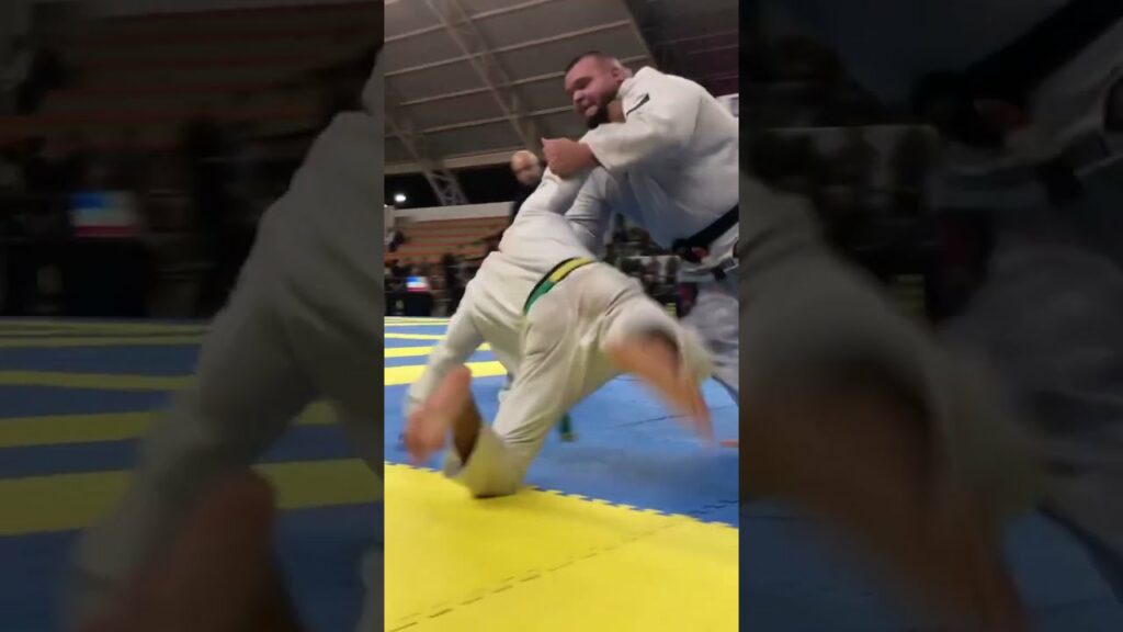 Soltinho no Absoluto Otávio Nalati avança para a final do Salvador Spring Open de Jiu-Jitsu 2022