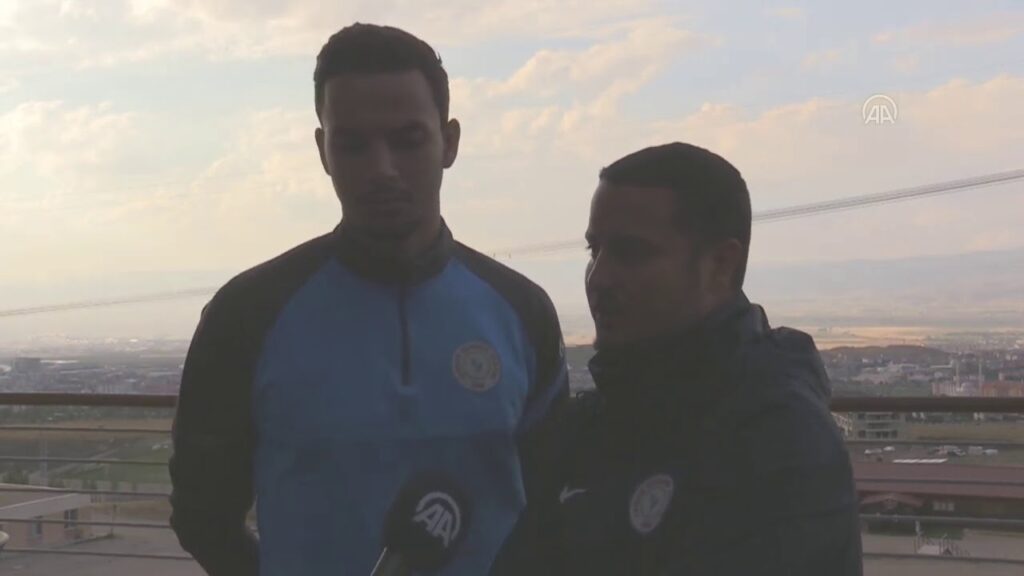 Çaykur Rizesporlu Montassar Talbi Çok takımlı Süper Lig, futbolu sevenler için iyi olacak - ERZURUM