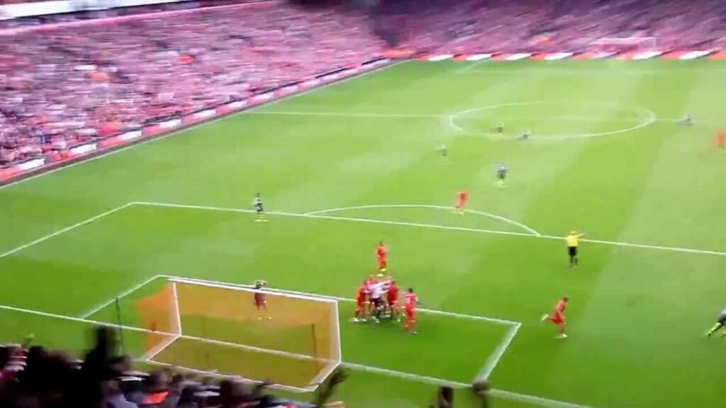 S.Mignolet penalty save on his L'vpool debut - LFC